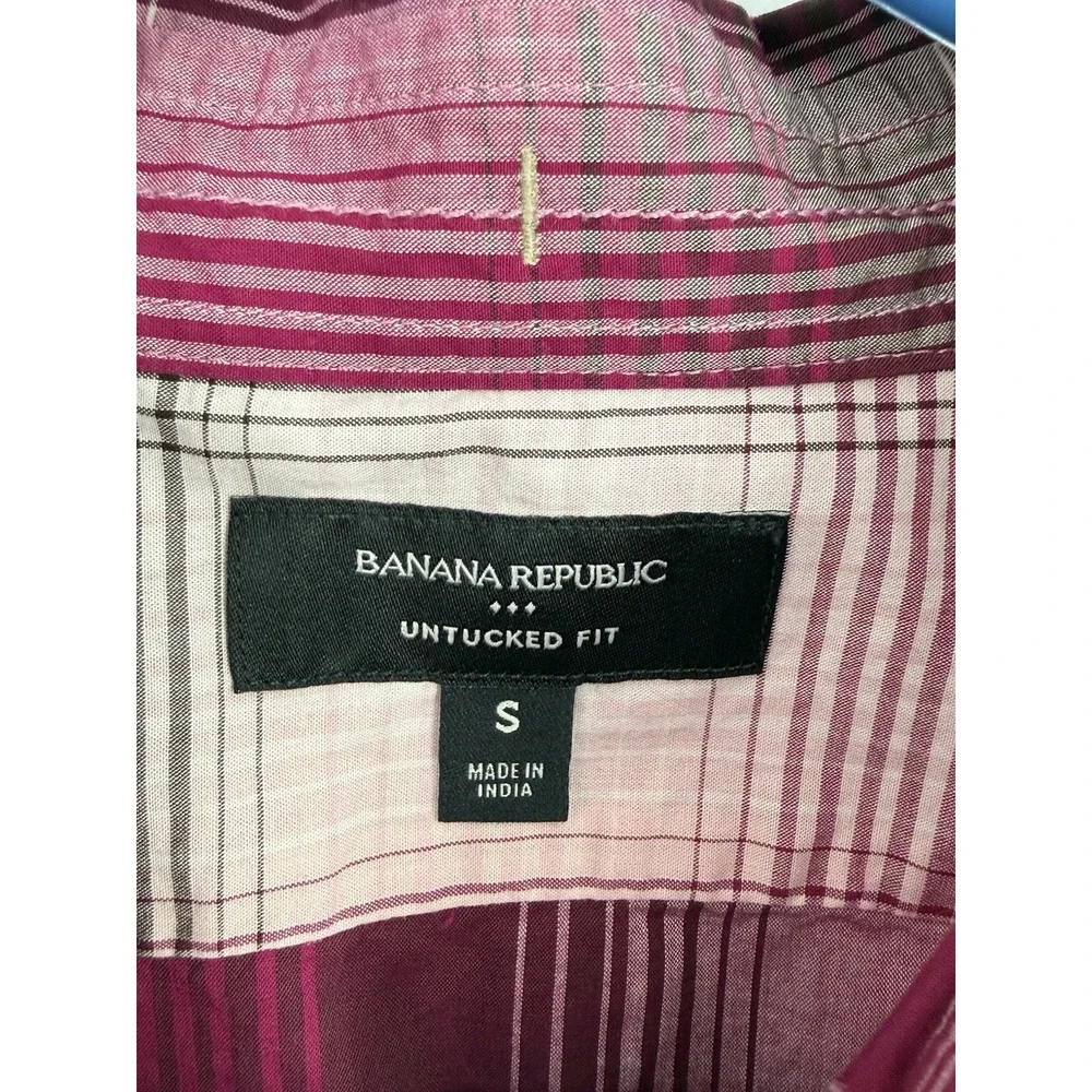 Banana Republic Long Sleeve Button Down Small